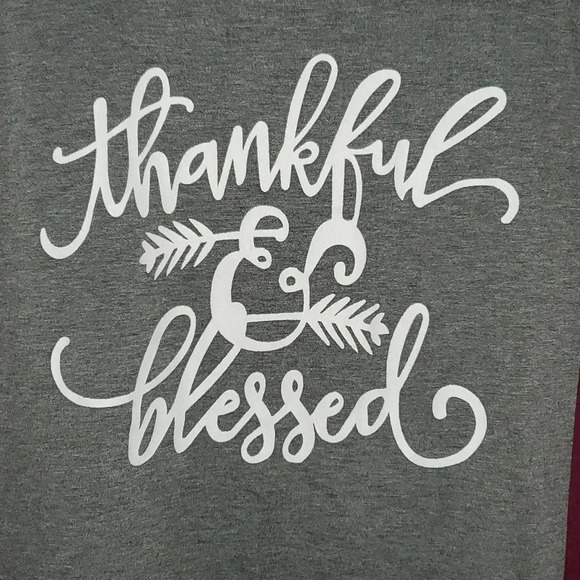 "Thankful and Blessed" Gray 3/4 Maroon Sleeve Womens Shirt Size XL - Picture 2 of 6